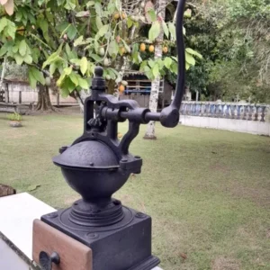 Moedor De Café Antigo