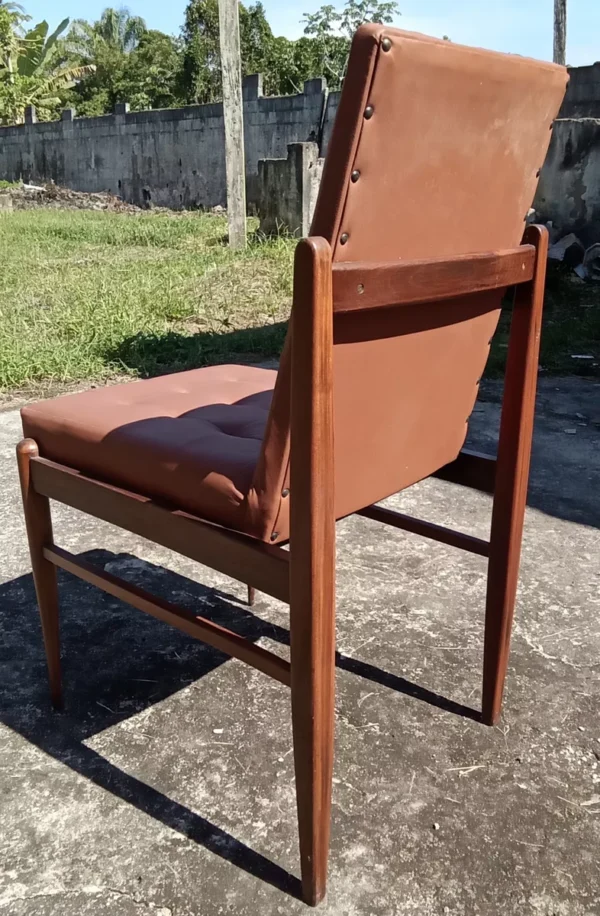 Antiga Cadeira Design Pé Palito, Estilo Anos 60 - Image 4