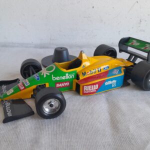 Miniatura Benetton Ford B 188 Bburago #688